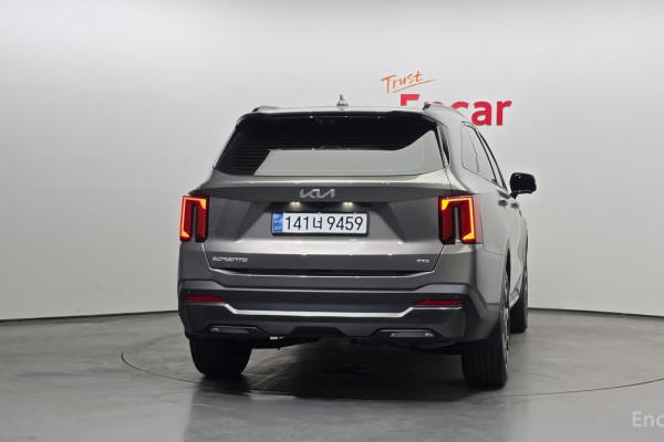 2024 Kia Sorento с пробегом 17 400 км
