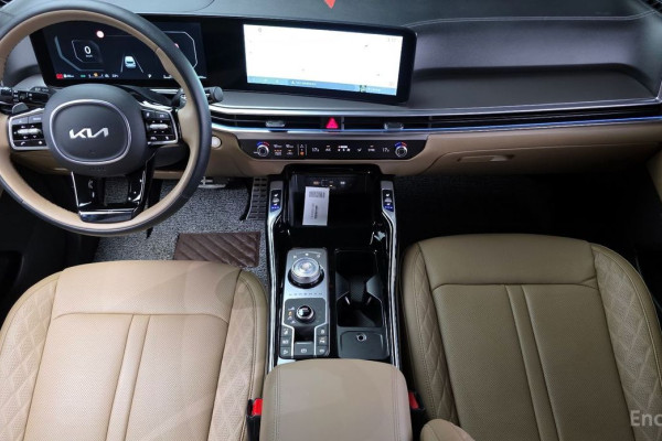 2024 Kia Sorento с пробегом 17 400 км