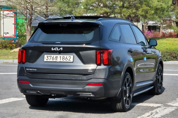 2024 Kia Sorento с пробегом 20 896 км