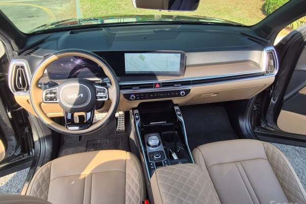 2024 Kia Sorento с пробегом 20 896 км