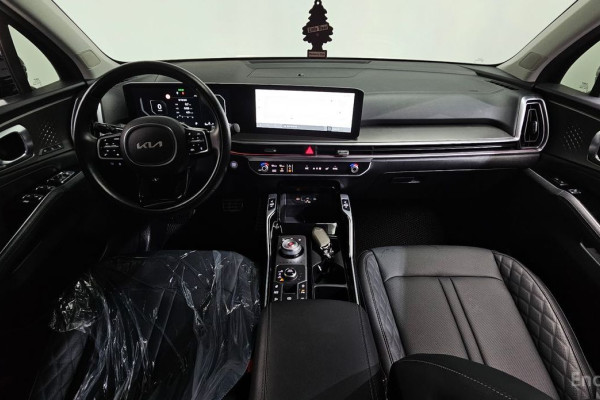 2024 Kia Sorento с пробегом 17 358 км