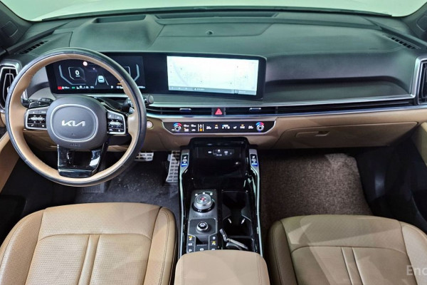 2024 Kia Sorento с пробегом 31 785 км