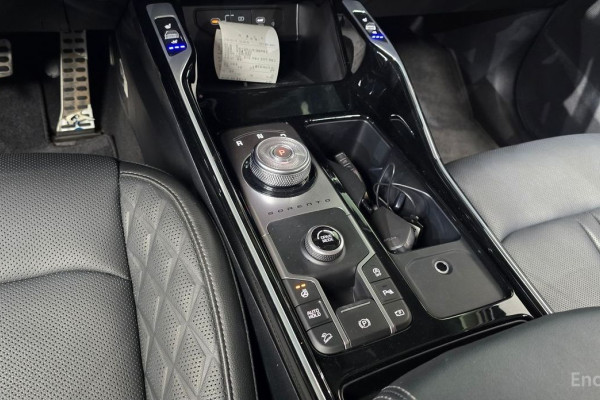 2023 Kia Sorento с пробегом 18 686 км