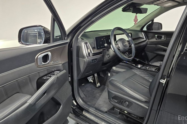 2023 Kia Sorento с пробегом 18 686 км