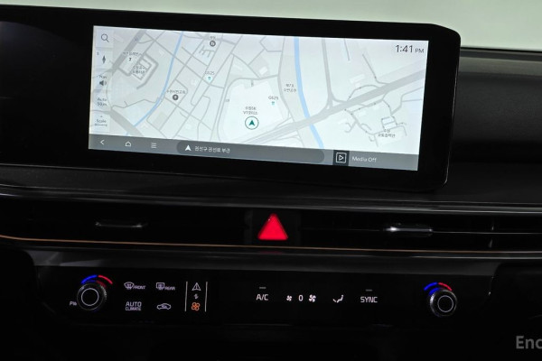 2023 Kia Sorento с пробегом 18 686 км