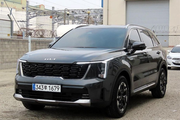 2025 Kia Sorento с пробегом 16 280 км