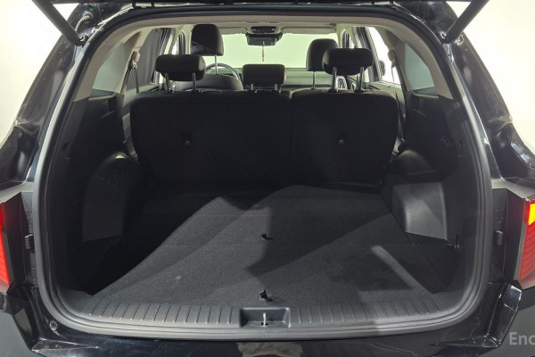 2023 Kia Sorento с пробегом 18 686 км