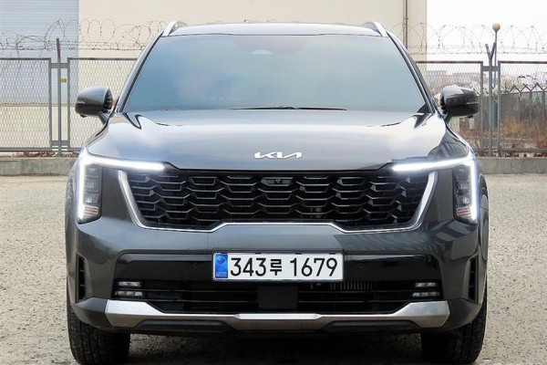 2025 Kia Sorento с пробегом 16 280 км