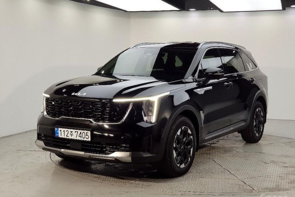 2025 Kia Sorento с пробегом 3 000 км