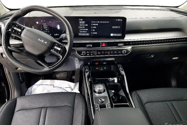 2025 Kia Sorento с пробегом 3 000 км