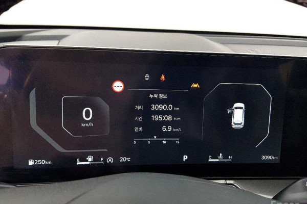 2025 Kia Sorento с пробегом 3 000 км