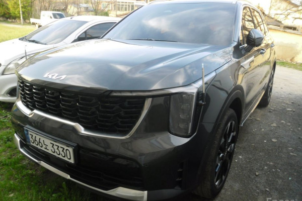 2026 Kia Sorento с пробегом 476 км