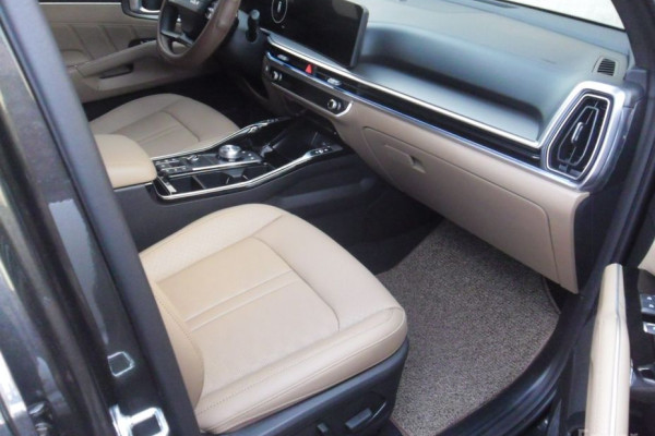 2026 Kia Sorento с пробегом 476 км