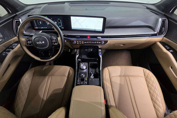 2024 Kia Sorento с пробегом 14 172 км