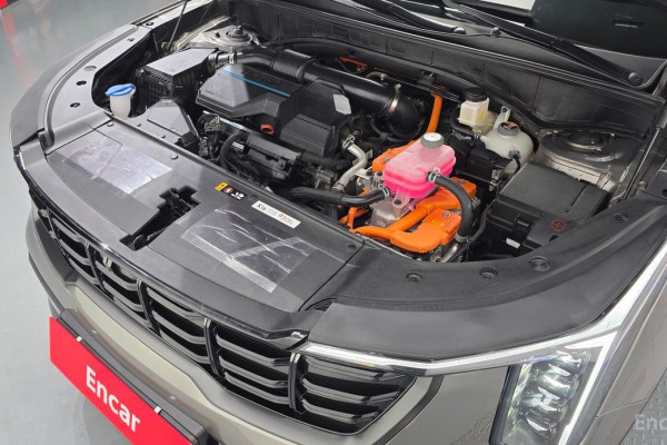 2023 Kia Sorento с пробегом 10 680 км