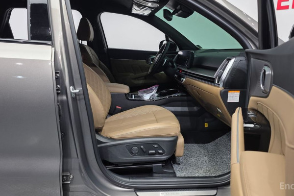 2023 Kia Sorento с пробегом 10 680 км