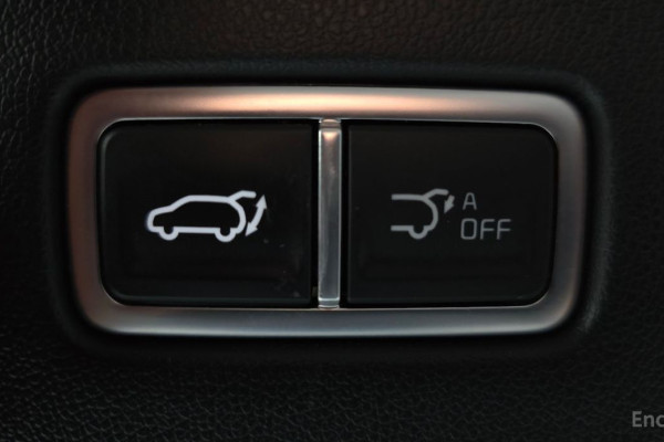 2023 Kia Sorento с пробегом 21 277 км