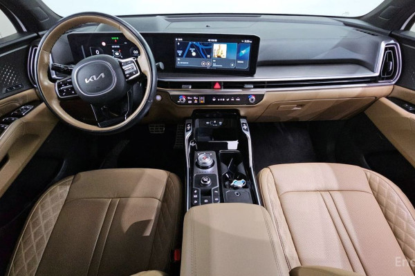 2024 Kia Sorento с пробегом 22 017 км