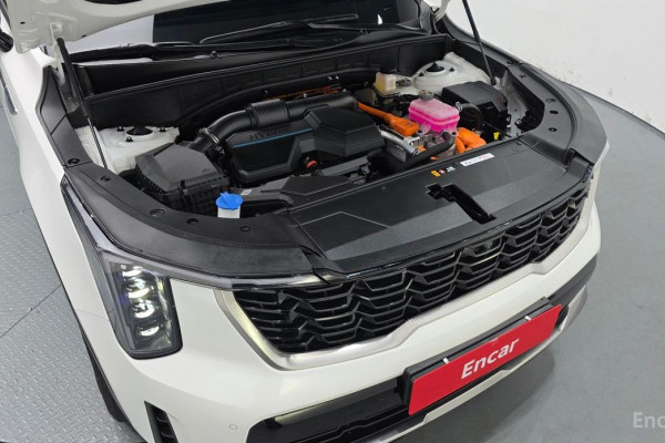 2024 Kia Sorento с пробегом 22 176 км