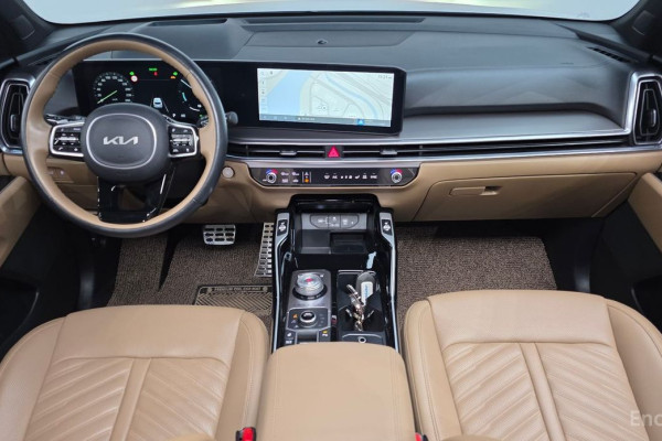 2024 Kia Sorento с пробегом 22 176 км