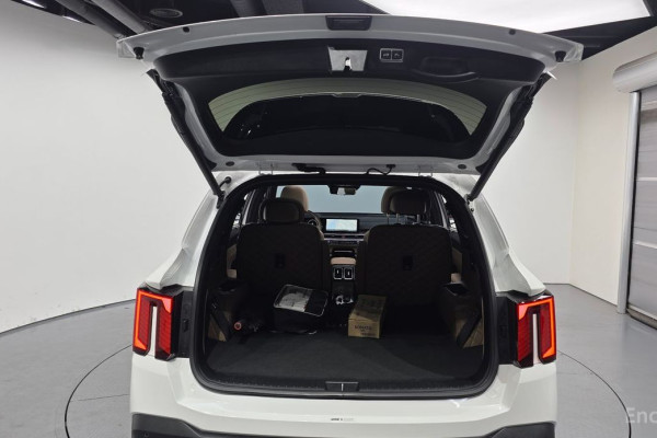 2024 Kia Sorento с пробегом 22 176 км