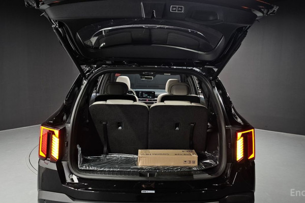 2024 Kia Sorento с пробегом 2 619 км