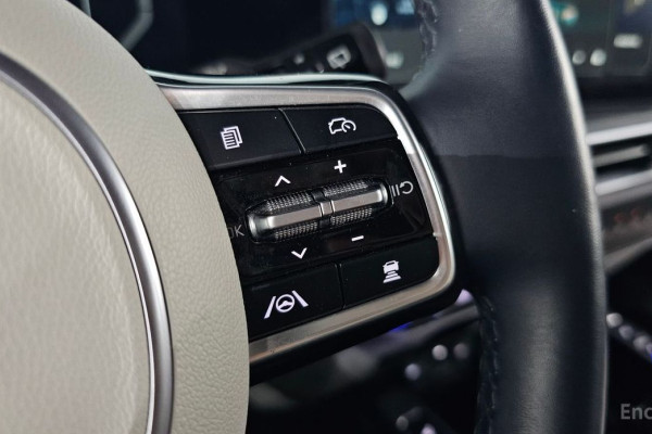 2024 Kia Sorento с пробегом 29 584 км