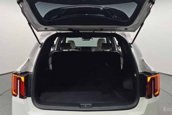 2024 Kia Sorento с пробегом 29 584 км