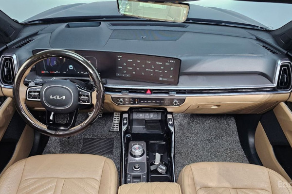 2024 Kia Sorento с пробегом 26 534 км