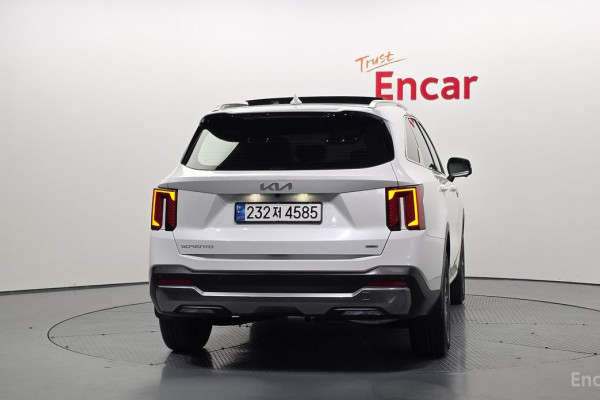 2024 Kia Sorento с пробегом 28 765 км