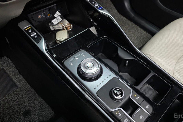 2024 Kia Sorento с пробегом 28 765 км