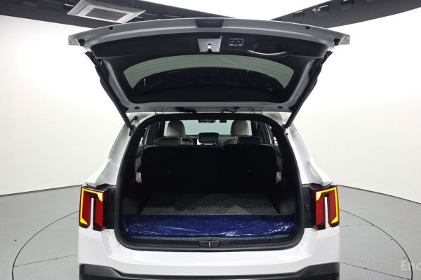 2024 Kia Sorento с пробегом 28 765 км