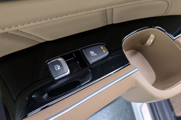 2025 Kia Sorento с пробегом 16 356 км