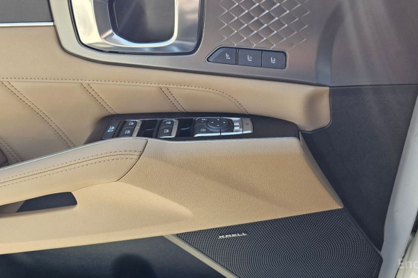 2024 Kia Sorento с пробегом 20 401 км