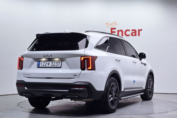 2024 Kia Sorento с пробегом 25 970 км
