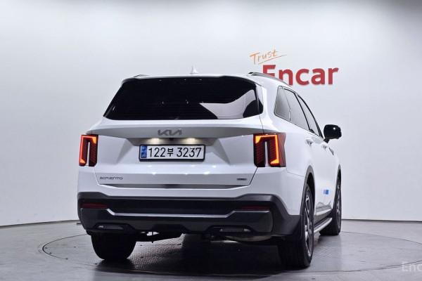 2024 Kia Sorento с пробегом 25 970 км