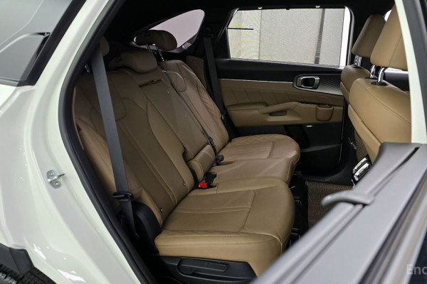 2024 Kia Sorento с пробегом 25 970 км