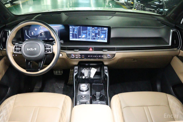 2024 Kia Sorento с пробегом 15 726 км