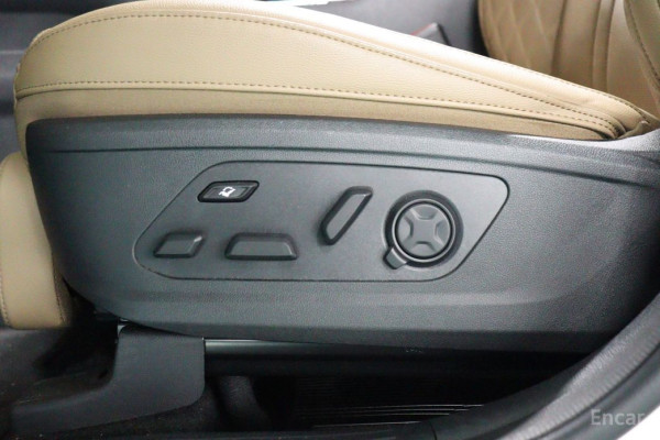 2024 Kia Sorento с пробегом 15 726 км