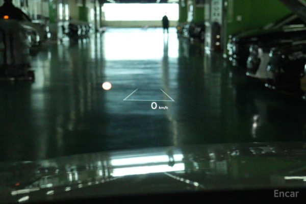 2024 Kia Sorento с пробегом 15 726 км