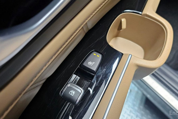 2025 Kia Sorento с пробегом 22 959 км