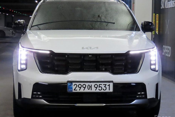 2025 Kia Sorento с пробегом 13 514 км