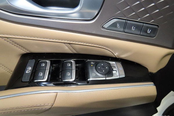 2025 Kia Sorento с пробегом 13 514 км