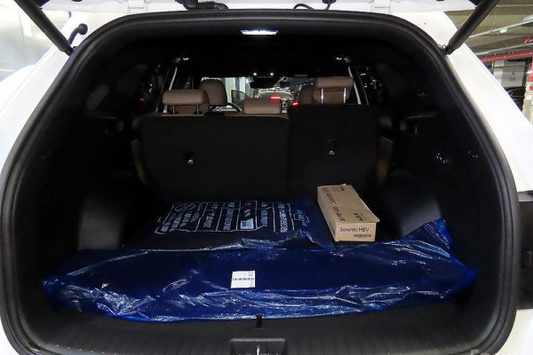 2025 Kia Sorento с пробегом 13 514 км