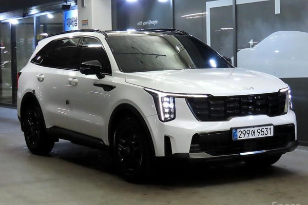 2025 Kia Sorento с пробегом 13 514 км