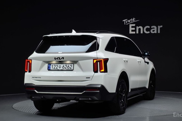 2025 Kia Sorento с пробегом 16 104 км
