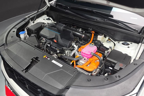 2025 Kia Sorento с пробегом 16 104 км