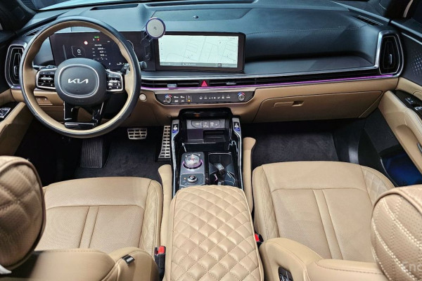 2025 Kia Sorento с пробегом 16 104 км