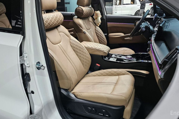 2025 Kia Sorento с пробегом 16 104 км