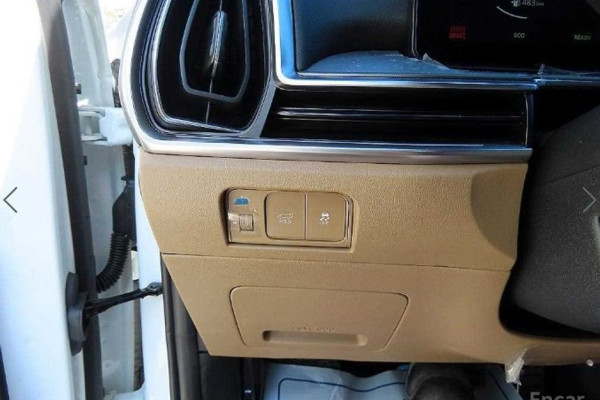 2024 Kia Sorento с пробегом 15 648 км